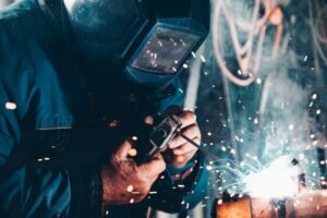 Jasa Fabrikasi Profesional | Alat Pengelasan